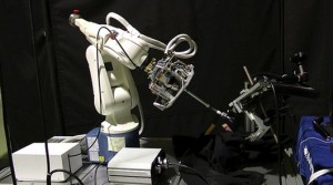 Ученые создали робота-хирурга на основе аппарата, обслуживающего МКС