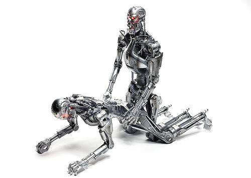 Нужно ли в дальнейшем разрабатывать роботов для секса?