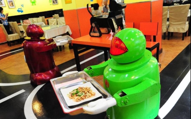 Robot Restaurant появился в китайском мегаполисе