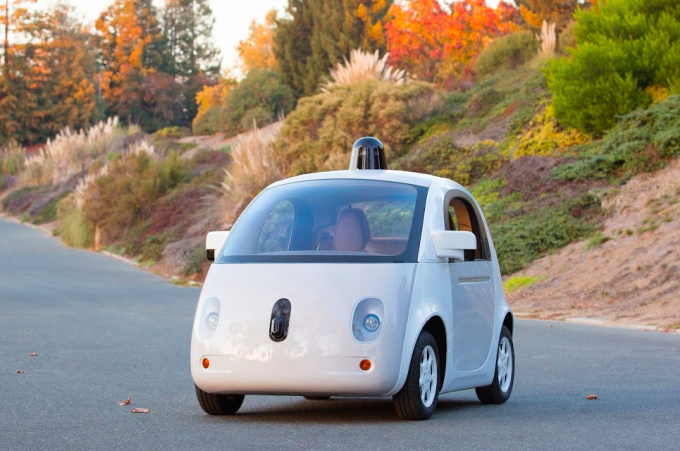Решит ли Google проблемы с самоуправляемым автомобилем?