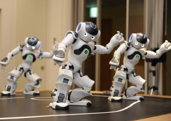Япония планирует совершить революцию роботов к 2020 году