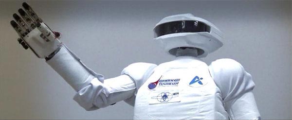 Космический робот-андроид SAR-400 изобретен в России